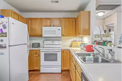 139 Coosawatchie Street, Summerville, SC 29485 - Photo 5