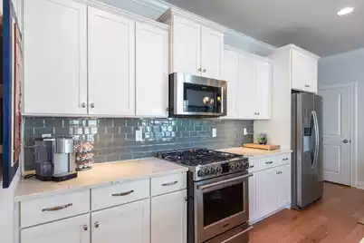 2674 Park West Boulevard, Mount Pleasant, SC 29466 - Photo 11