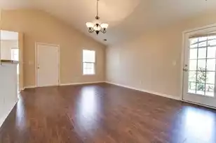 300 Huntington Ct, Hanahan, SC 29410 - Photo 3