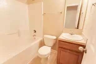 300 Huntington Ct, Hanahan, SC 29410 - Photo 11