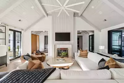 1027 Lakeview Drive, Mount Pleasant, SC 29464 - Photo 21