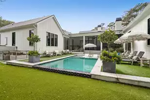 1027 Lakeview Dr, Mount Pleasant, SC 29464 - Photo 5