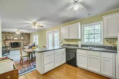 710 Magnolia Street S, Summerville, SC 29483 - Photo 9