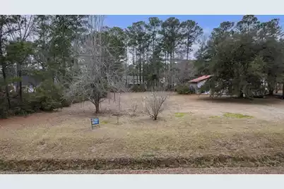 107 Young Drive, Summerville, SC 29483 - Photo 9