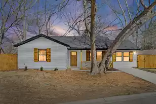 418 Carolina Cir, Ladson, SC 29456 - Photo 1