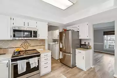 1427 Diamond Boulevard, Mount Pleasant, SC 29466 - Photo 19