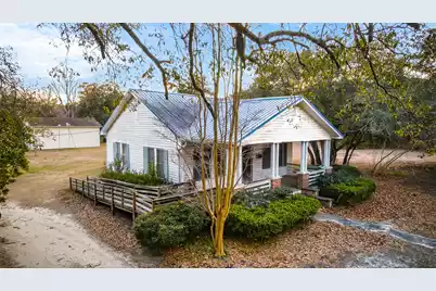 219 Main Street W, Moncks Corner, SC 29461 - Photo 7