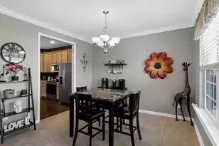 106 Hemingway Cir, Summerville, SC 29483 - Photo 11