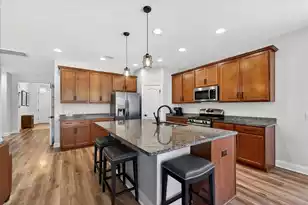 568 Four Seasons Blvd, Summerville, SC 29486 - Photo 5