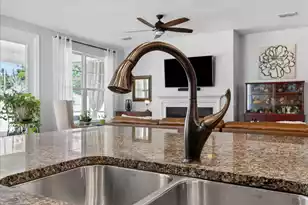 568 Four Seasons Blvd, Summerville, SC 29486 - Photo 9