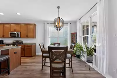 568 Four Seasons Boulevard, Summerville, SC 29486 - Photo 11