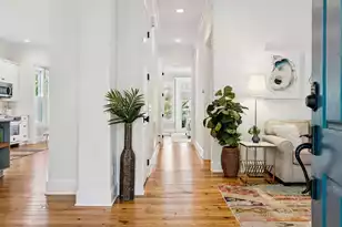 46 Eastlake Rd, Mount Pleasant, SC 29464 - Photo 9