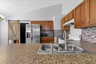 203 Tabby Creek Cir, Summerville, SC 29486 - Photo 15