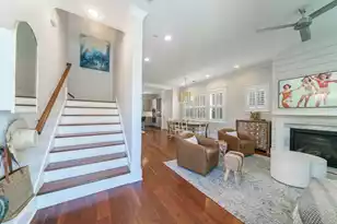 419 King St, Mount Pleasant, SC 29464 - Photo 3