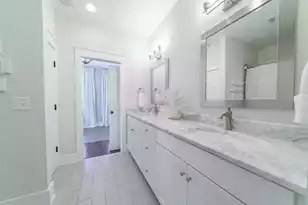 419 King St, Mount Pleasant, SC 29464 - Photo 63