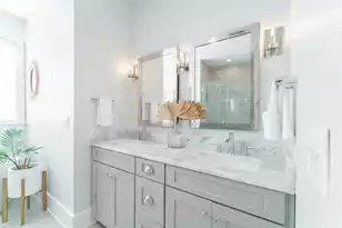 419 King St, Mount Pleasant, SC 29464 - Photo 53