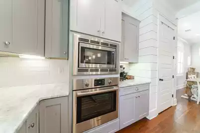 419 King Street, Mount Pleasant, SC 29464 - Photo 21