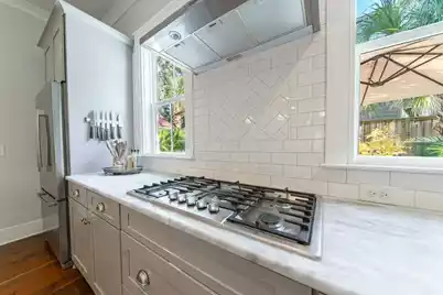 419 King Street, Mount Pleasant, SC 29464 - Photo 25