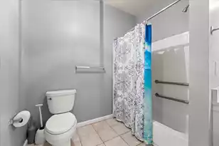 1600 Long Grove Dr, Mount Pleasant, SC 29464 - Photo 17