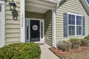 1022 Bridlewood Farms Pkwy, Ridgeville, SC 29472 - Photo 3