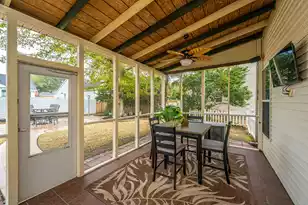 180 Historic Dr, Mount Pleasant, SC 29464 - Photo 37