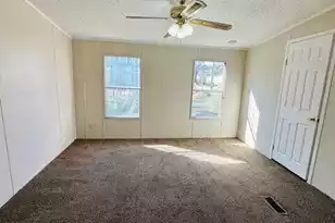 106 Keyes Ln, Goose Creek, SC 29445 - Photo 3