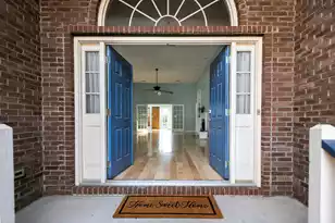 1817 Great Hope Dr, Mount Pleasant, SC 29466 - Photo 5