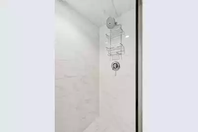 241 Bay Street E, Charleston, SC 29401 - Photo 25