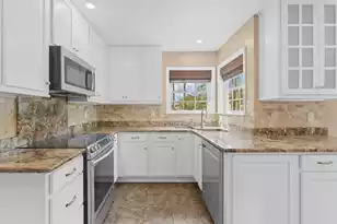 803 Aylesbury Road N, Goose Creek, SC 29445 - Photo 3