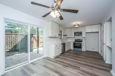 555 Travelers Boulevard, Summerville, SC 29485 - Photo 5