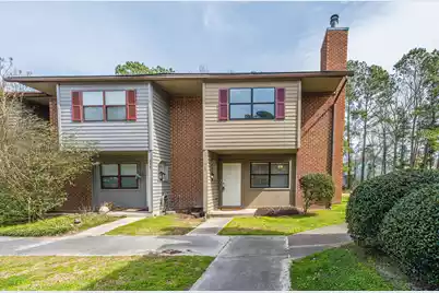 555 Travelers Boulevard, Summerville, SC 29485 - Photo 1