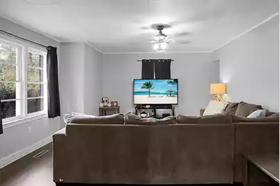 305 Forest Circle, Walterboro, SC 29488 - Photo 7