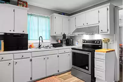 305 Forest Circle, Walterboro, SC 29488 - Photo 15