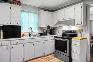 305 Forest Cir, Walterboro, SC 29488 - Photo 15