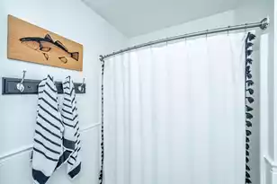 1382 Point Dr W, Mount Pleasant, SC 29466 - Photo 23