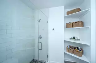 1382 Point Dr W, Mount Pleasant, SC 29466 - Photo 29