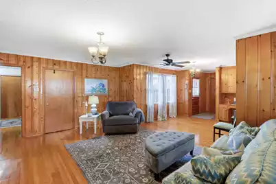 319 Hampton Street E, Elloree, SC 29047 - Photo 9