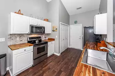 5024 Thornton Drive, Summerville, SC 29485 - Photo 11