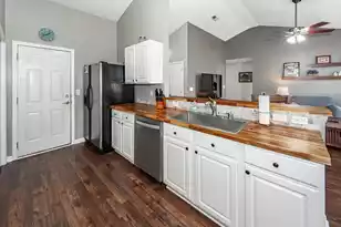 5024 Thornton Dr, Summerville, SC 29485 - Photo 13