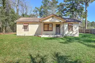 700 Peake St, Holly Hill, SC 29059 - Photo 1