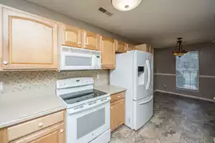 1028 Long View Dr, Goose Creek, SC 29445 - Photo 5