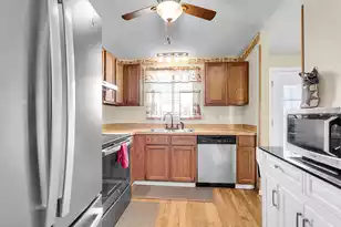 4906 Amberwood Ln, North Charleston, SC 29418 - Photo 9