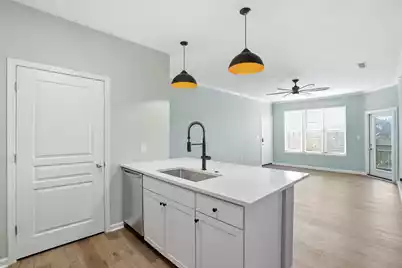 600 Bucksley Lane #305, Charleston, SC 29492 - Photo 5