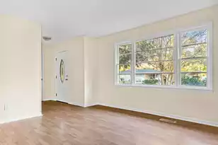 1136 Lakeshore Dr, Orangeburg, SC 29115 - Photo 5