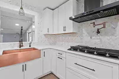 1431 Heather Drive, Mount Pleasant, SC 29464 - Photo 11