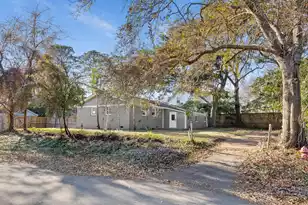 1431 Heather Dr, Mount Pleasant, SC 29464 - Photo 45