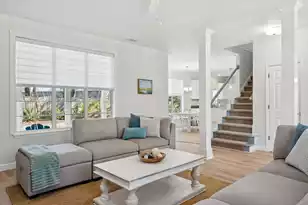 2730 Seastrand Ln, Mount Pleasant, SC 29466 - Photo 5