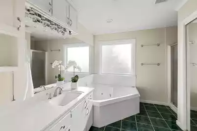 1133 Oakcrest Drive, Charleston, SC 29412 - Photo 11