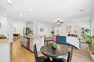 976 Mcelveen St, Charleston, SC 29412 - Photo 9