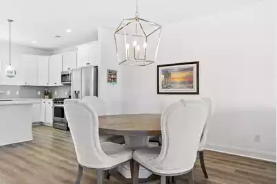635 Laurel Street N, Summerville, SC 29483 - Photo 17